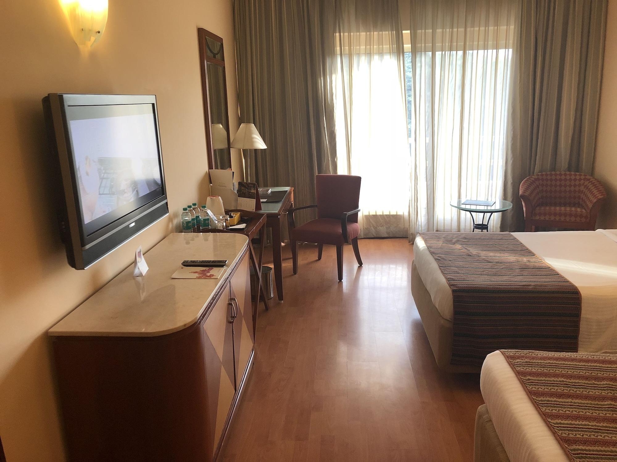 The Lalit Ashok Hotel Bangalore Ngoại thất bức ảnh