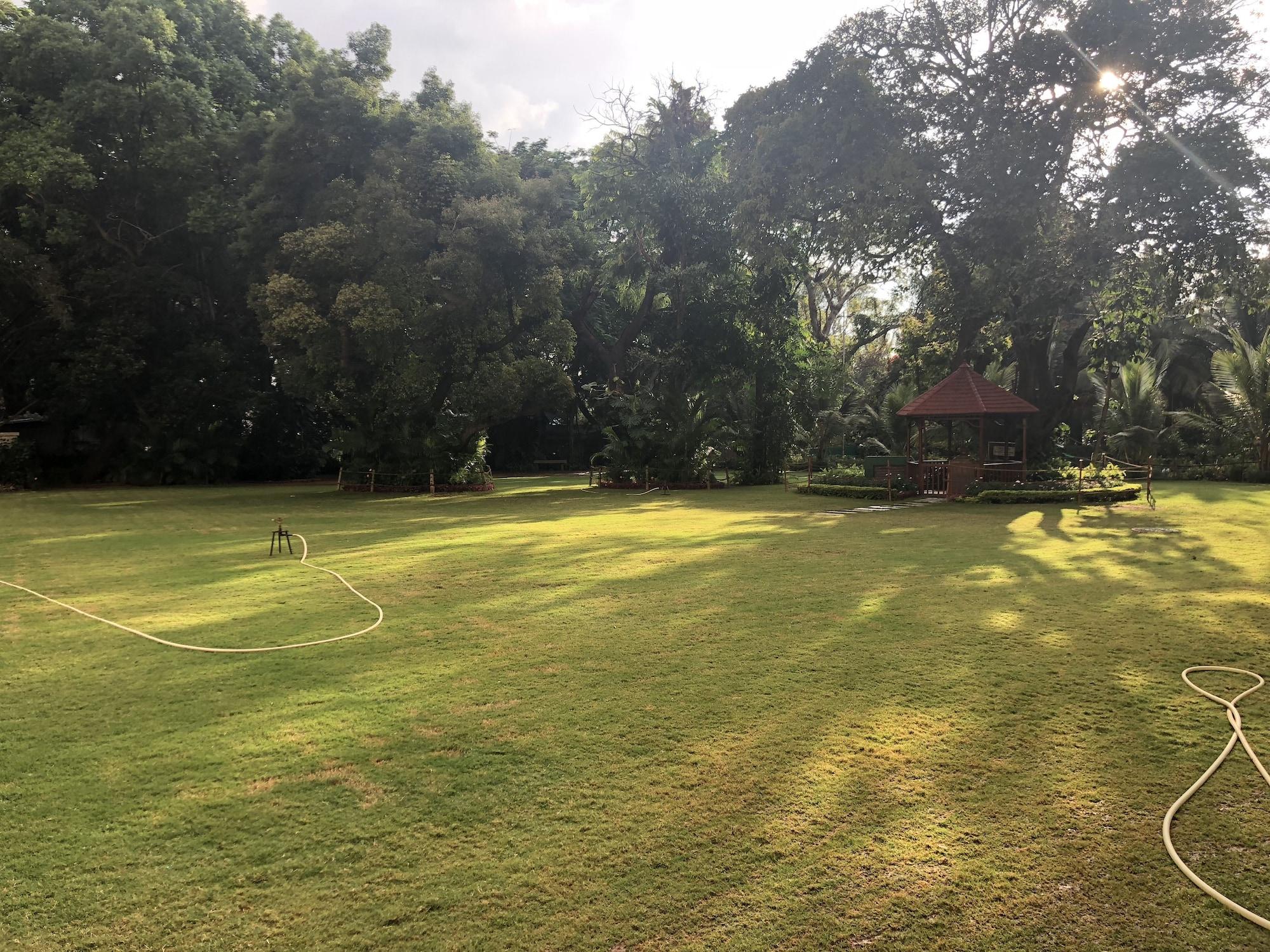 The Lalit Ashok Hotel Bangalore Ngoại thất bức ảnh