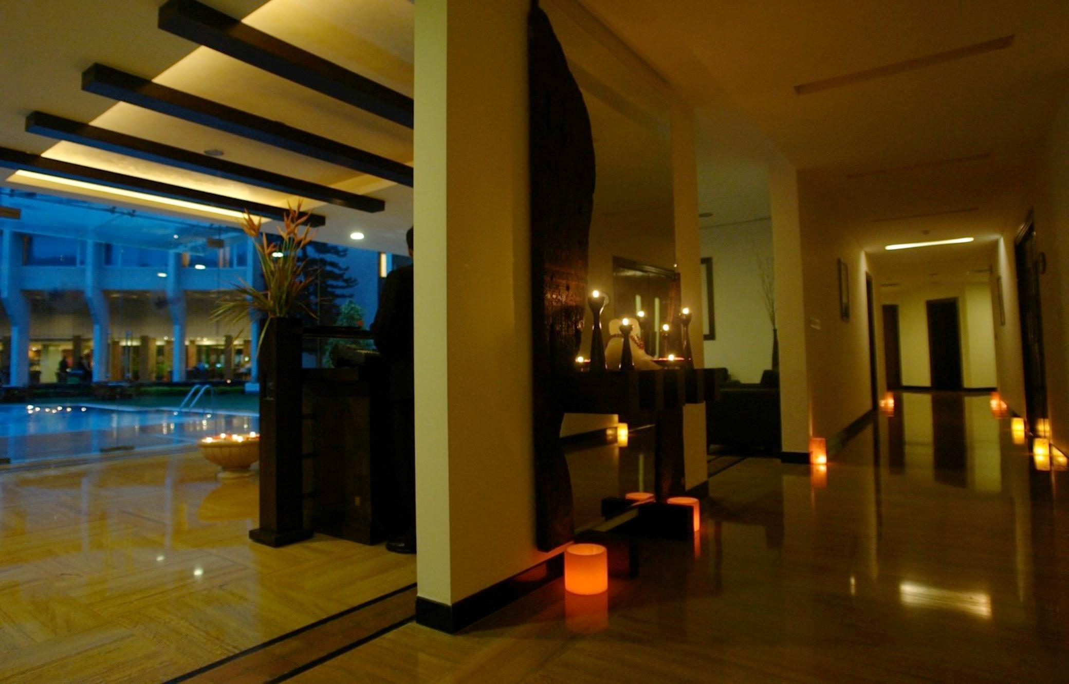 The Lalit Ashok Hotel Bangalore Ngoại thất bức ảnh