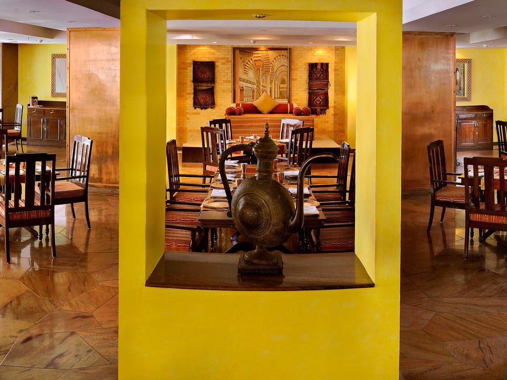 The Lalit Ashok Hotel Bangalore Ngoại thất bức ảnh